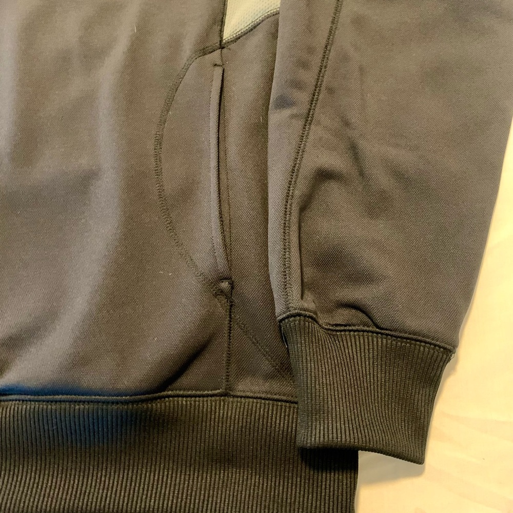 Jordan Essentials Black Pullover Fleece Hoodie. - Picture 4 of 13